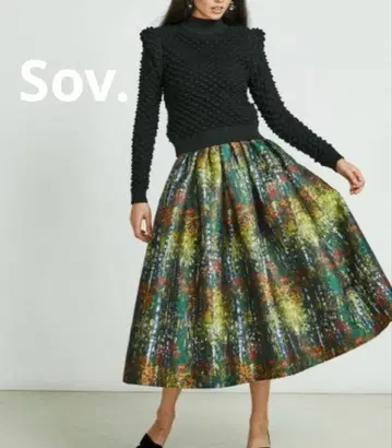 새상품급 SOV. 소브 디자인 니트 36 블랙 파워 숄더