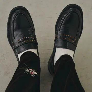 유니티지 스터드 디자인 로퍼 24 24.5