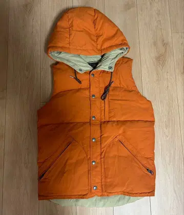 BEAMS 후드 부착 다운 베스트 S 사이즈 오렌지 여성용도 가능