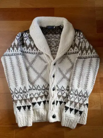 BARNEYS NEW YORK 아가일 무늬 가디건 카우친