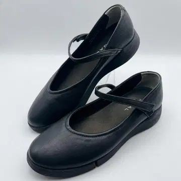 새상품급 REGAL 리 스트랩 플랫슈즈 블랙 23cm