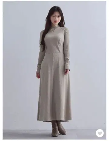 over E 키넥 리브컷 원피스 샌드 베이지 신품