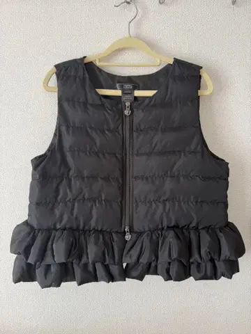 새상품급 vaqutaux VOYAGE 프릴 베스트 yourin