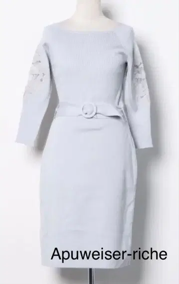 Apuweiser-riche 소매 자수 니트 원피스