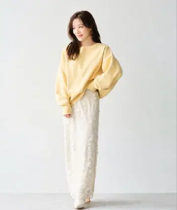 메인 3D 자수 스팽글 타이트 스커트