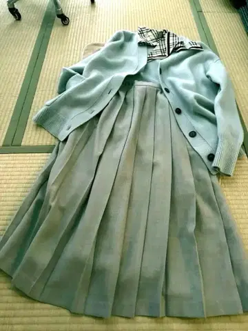 MACKINTOSH PHILOSOPHY 그레이 플리츠 스커트