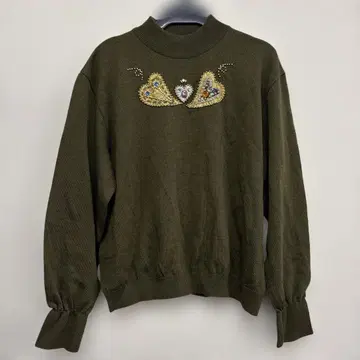 WOO-MI 알베로베로 비쥬 자수 니트