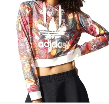 새상품급 adidas 꽃무늬 크롭 후드티 L 사이즈 댄스 콜라보 후드티