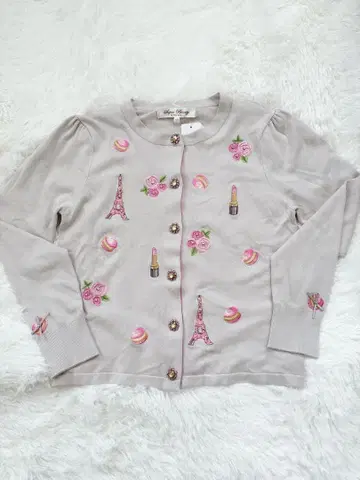 [ 미사용 새상품 ] Super Beauty 슈퍼 뷰티 자수 가디건 40