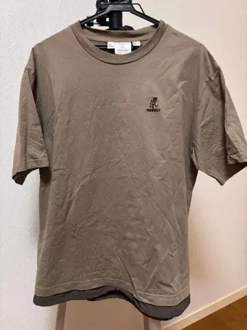 그라미치 카키 T셔츠