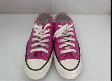 CONVERSE 핑크 로우컷 스니커즈