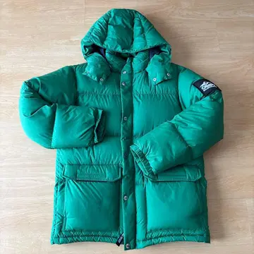 그린 컬러 후드 부착 다운 자켓 CAMP7