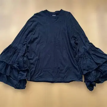 새상품급 holiday super fine ruffle tops 상의