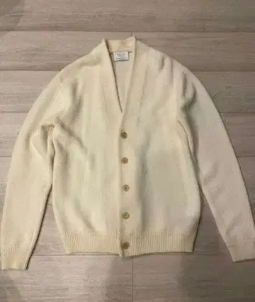 에디피스 가디건