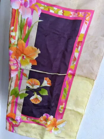 LEONARD 꽃무늬 실크 손수건