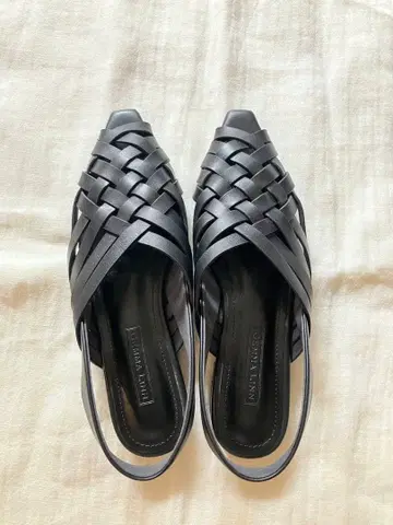 미사용 Daniella&GEMMA 블랙 뜨개질 샌들