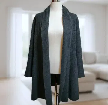 최근 컨디션 최상 빅 사이즈 42 반짝이는 로고 레오나르 니트 가디건