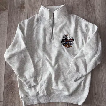 택 포함 미사용 새상품 디즈니 하프 지퍼 트레이닝복