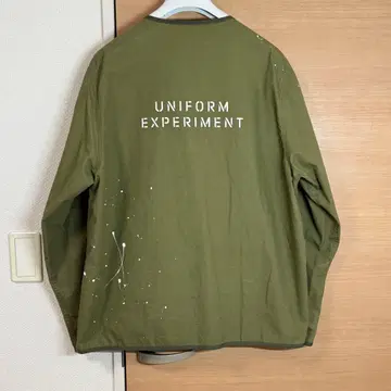 UNIFORM EXPERIMENT 올리브 집업 셔츠