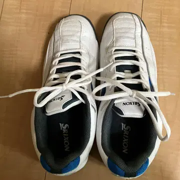 스릭슨 테니스화 27.5