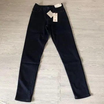 새상품 유니클로 UNIQLO EZY 청바지 M