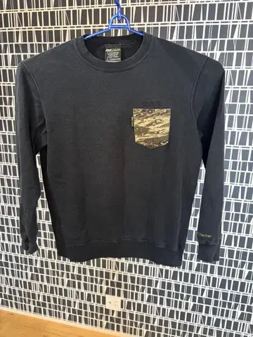 Back Channel 트레이닝복