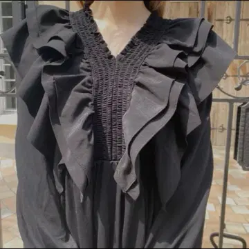 [ 인기 ] 캔디스트리퍼 프릴 원피스 V넥 티어드 블랙 L