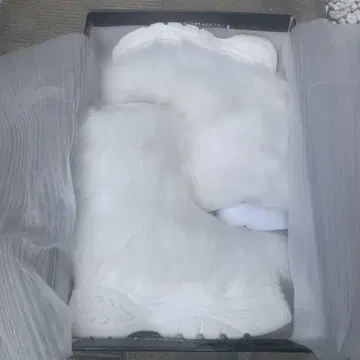 YOSUKE/요스케 ] 통굽 인조 모피 숏부츠 화이트 23.0