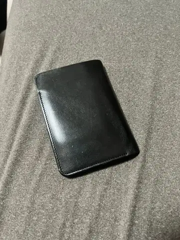 forme 지갑 2단 접이 가죽 카드 케이스