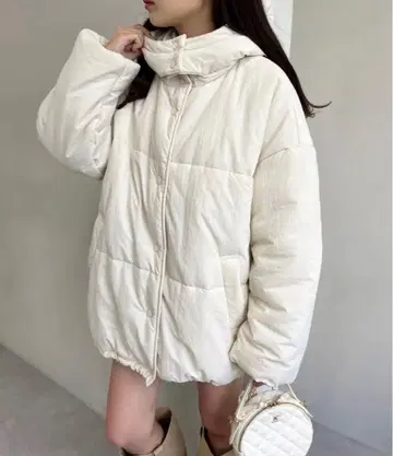 미들 페이크 다운 자켓