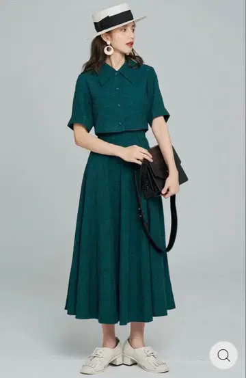 tnewnties [ 기린에게 빵을 먹여줘 ] 클래시컬 패턴 스커트