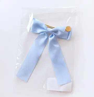 메종 드 플뢰르 브랜드 로고 참 머리핀 색스 블루