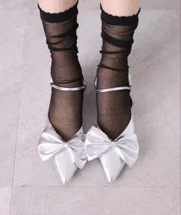 VIVIAN 2WAY 스틸레토 리본 스트랩 뮬 펌프스