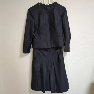 23구 여성용 자켓, 스커트 세트