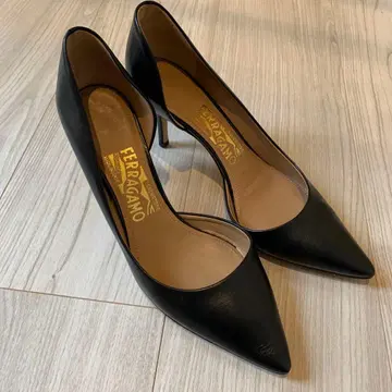 Ferragamo 블랙 하이힐 스틸레토 컨디션 최상