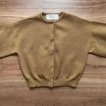 캐즈에드미 3ET DEMI AMOSSA 밀라노 리브 퍼프 슬리브 가디건