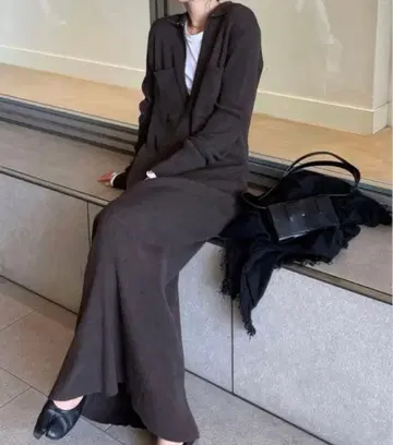 ETRE TOKYO 에트레토쿄 프론트 후크 롱 니트 원피스