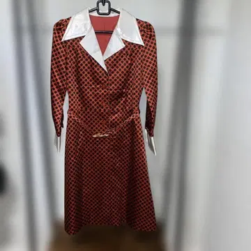 쇼와 레트로 원피스 친구 천 벨트 화이트 카라 브라운 블랙 도트