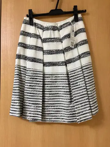 야마다야 Grand Table 스트라이프 플레어 스커트