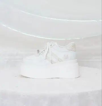 rosemuse 로제미 스니커즈 화이트 L 사이즈