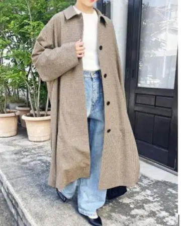 체크 무늬 베이지 롱 코트