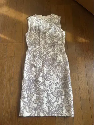 원피스 그레이스 콘티넨탈