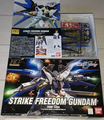 HG 1/144 스트라이크 프리덤 건담