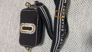 트롱프뢰유 르 스냅샷 백