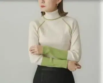 SENSE OF PLACE 스트레치 리브 터틀넥 스웨터