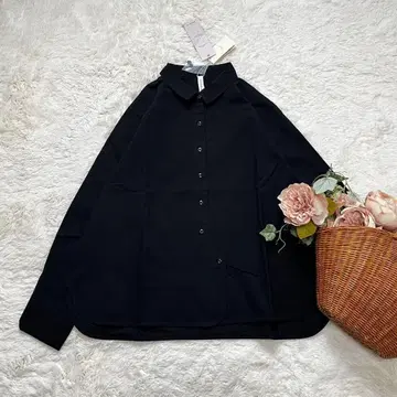 새상품 cloud nine 클라우드나인 앞자락 커브 블라우스 블랙