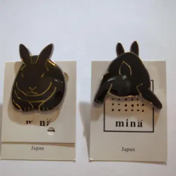 미나 페르호넨 우사기 핀 배지 2개 세트