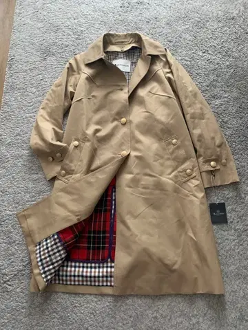 새상품 Aquascutum 베이지 트렌치코트 스텐카라 코트 롱