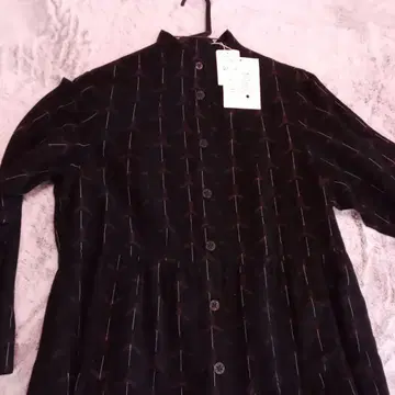 Giemon 긴팔 셔츠 블랙 스트라이프