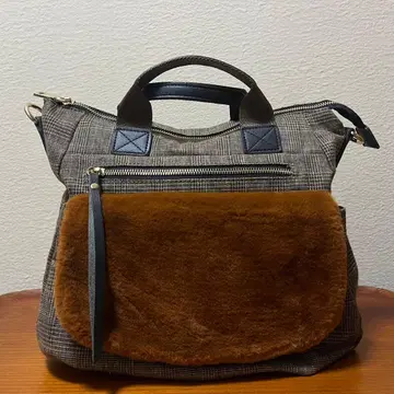 [ 미사용급 ] THREE FOUR TIME 퍼 체크 핸드백